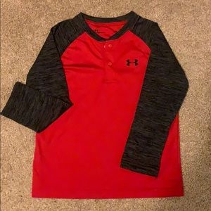 Under Armour 4T boys Dri-fit long sleeve shirt